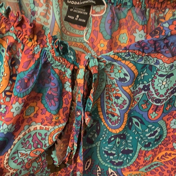 Stunning moda paisley top . - Picture 3 of 3